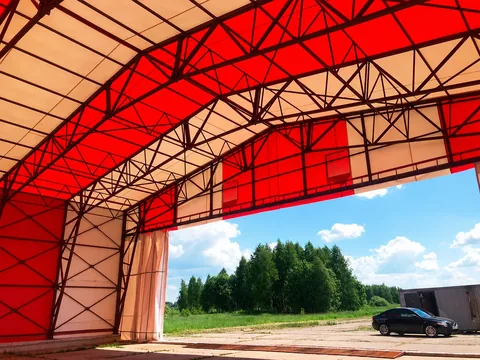 Тентовый ангар 25 х 20 х 6,5 м для хранения самолета АН-2 на территории аэродрома «Орешково»