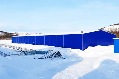 Утепленный тентовый ангар 12 x 68 x 4 м для укрытия поймы по разведению рыбы