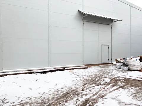 Быстровозводимый производственный корпус 18 х 48 х 5 м из ЛМК и сэндвич-панелей — фото 4
